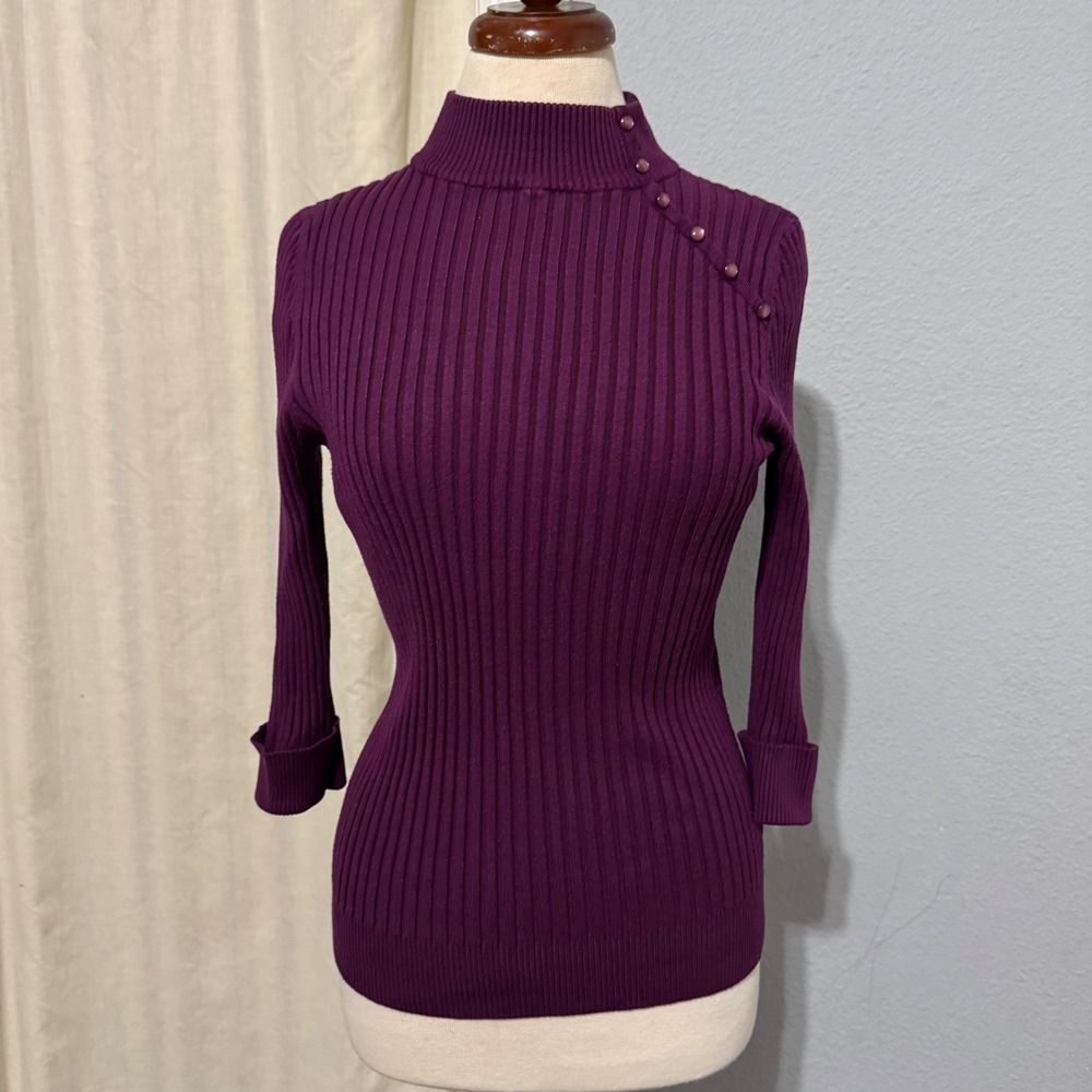 Carolyn Taylor‎ Purple Ribbed Mock Neck Button Shoulder Sweater Womens Medium